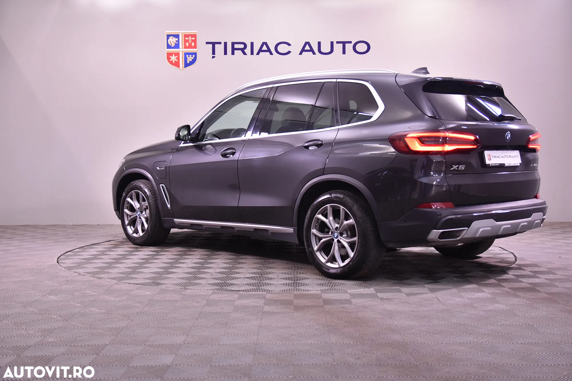 BMW X5 xDrive45e - 3