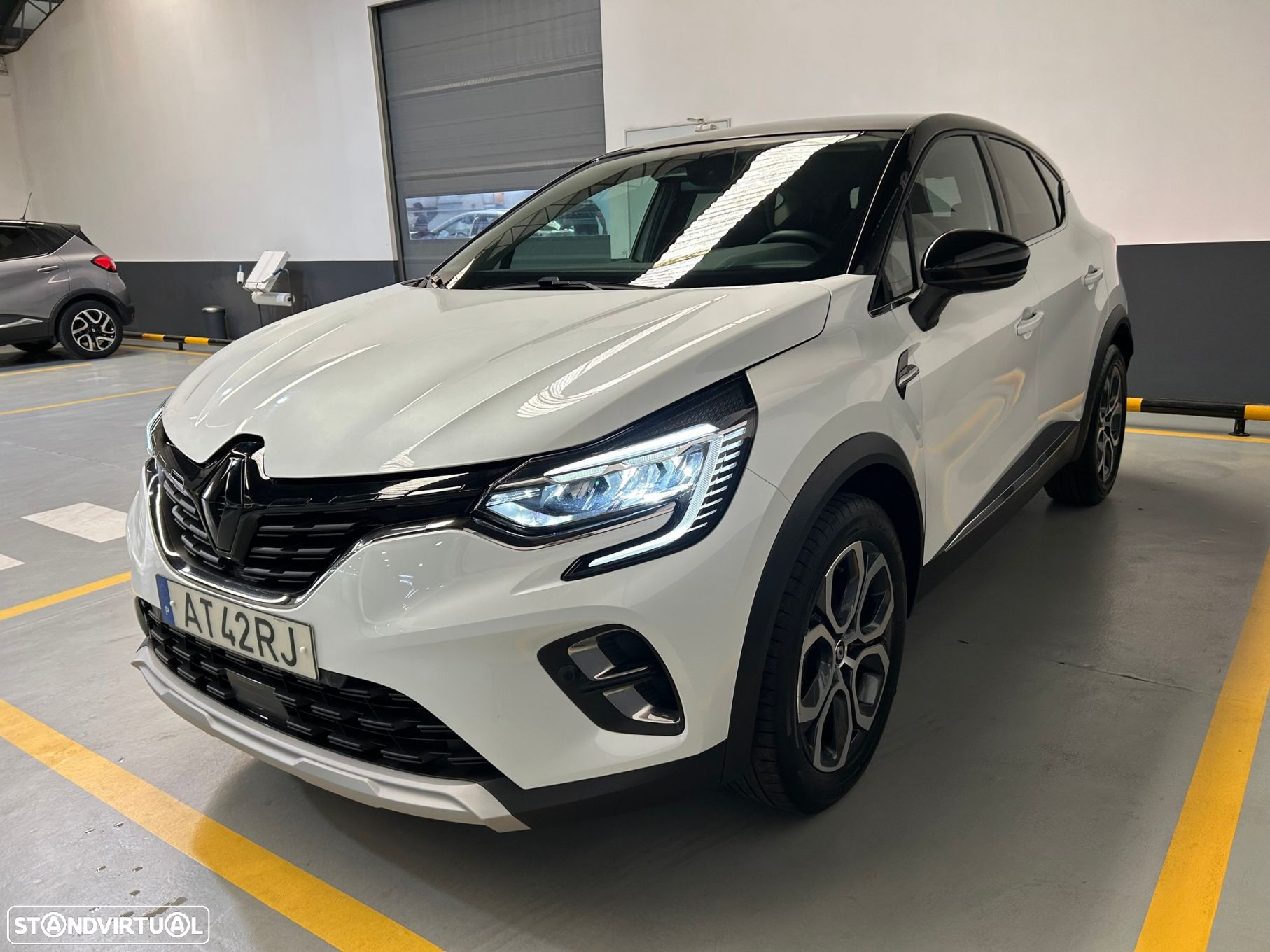 Renault Captur - 4
