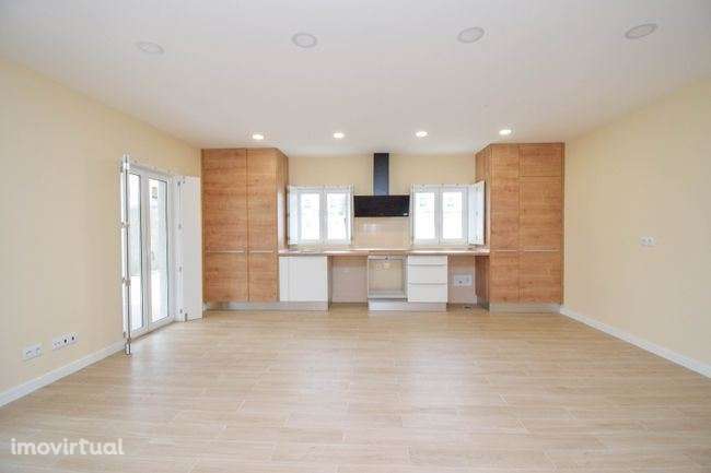 Moradia Renovada - Janas/Sintra - Grande imagem: 2/29