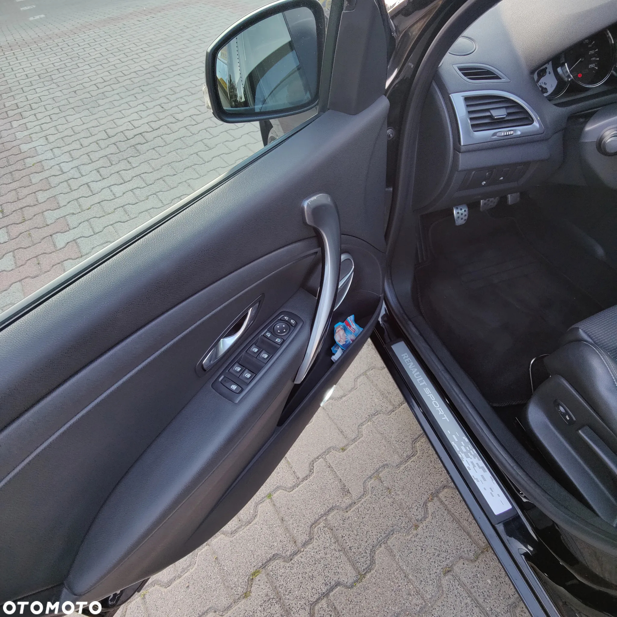 Renault Megane Grandtour TCe 180 GT - 22