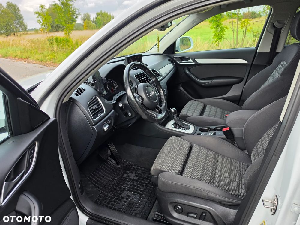 Audi Q3 2.0 TFSI Quattro S tronic - 11