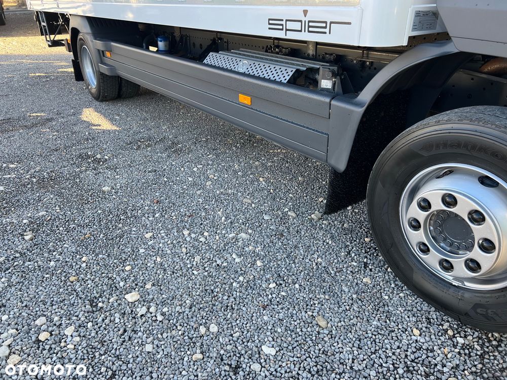 Mercedes-Benz ATEGO - 25