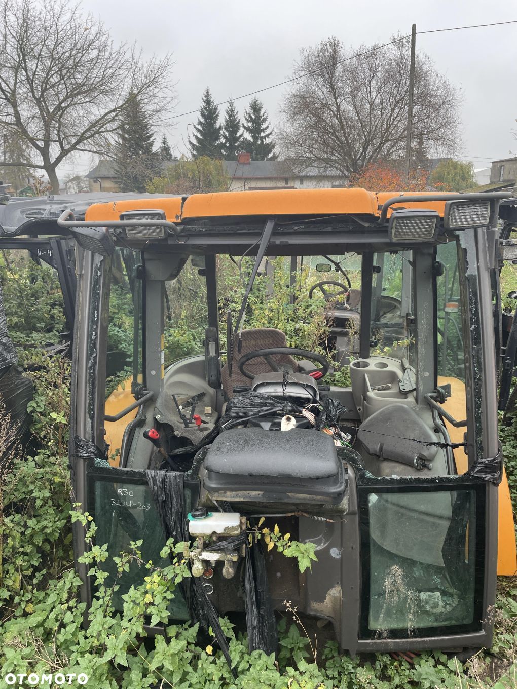 New Holland Renault Ares - kabina kompletna - 1