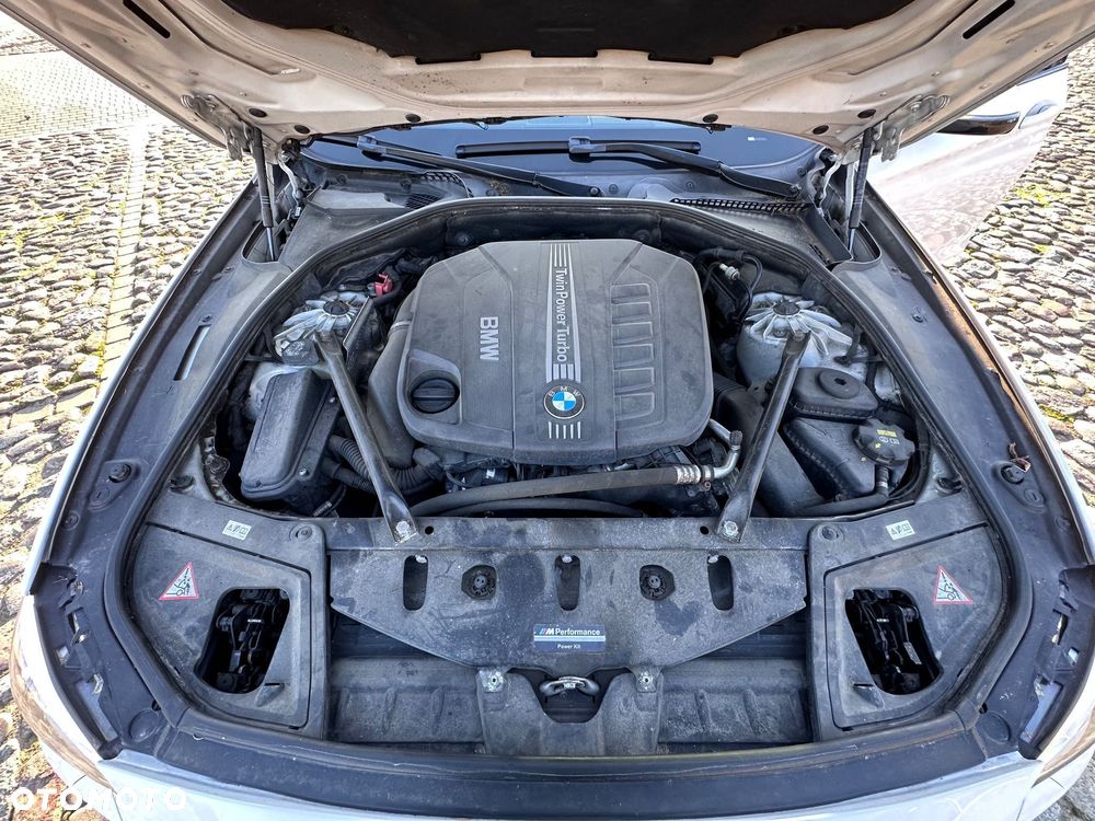 BMW Seria 5 530d xDrive - 36