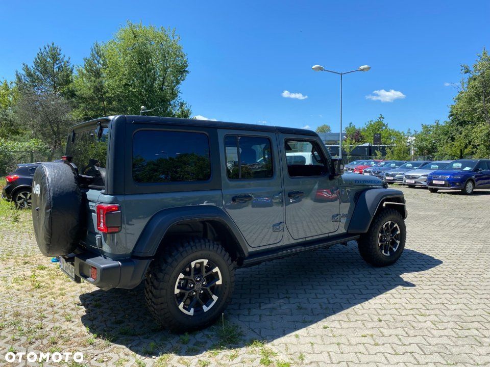 Jeep Wrangler - 9