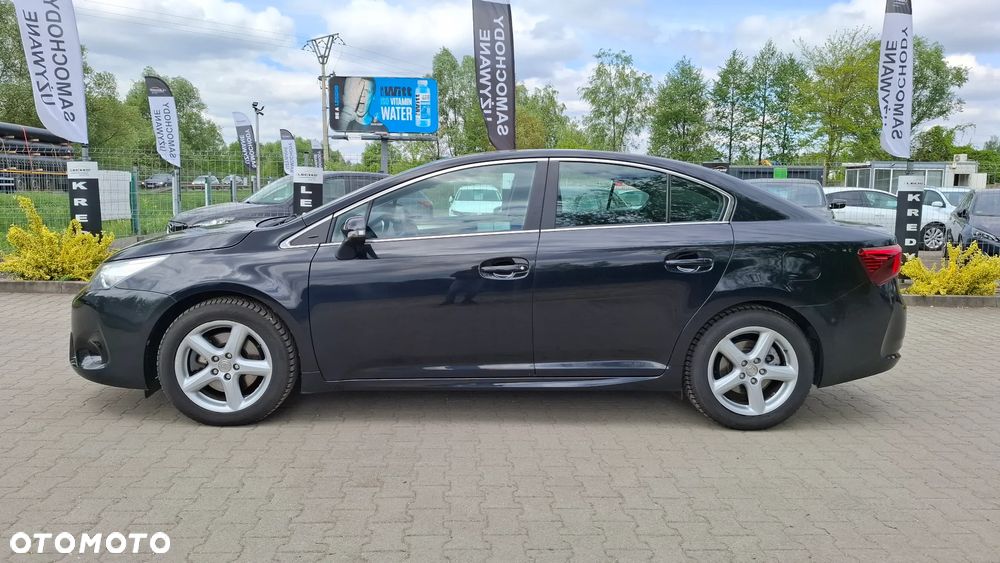 Toyota Avensis - 9