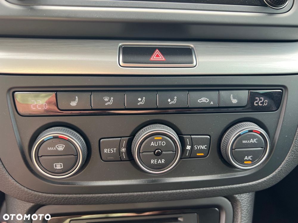 Volkswagen Sharan 2.0 TDI BMT 4Mot Highline - 21