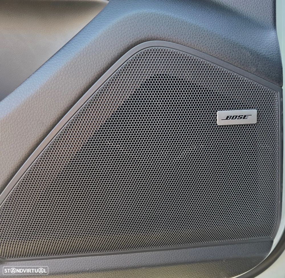 Porsche Cayenne Coupé E-Hybrid - 28