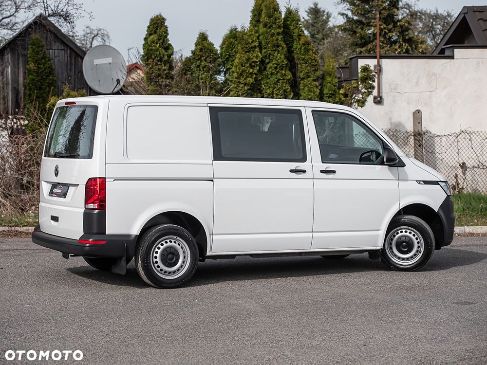 Volkswagen Transporter 6.1 - 10