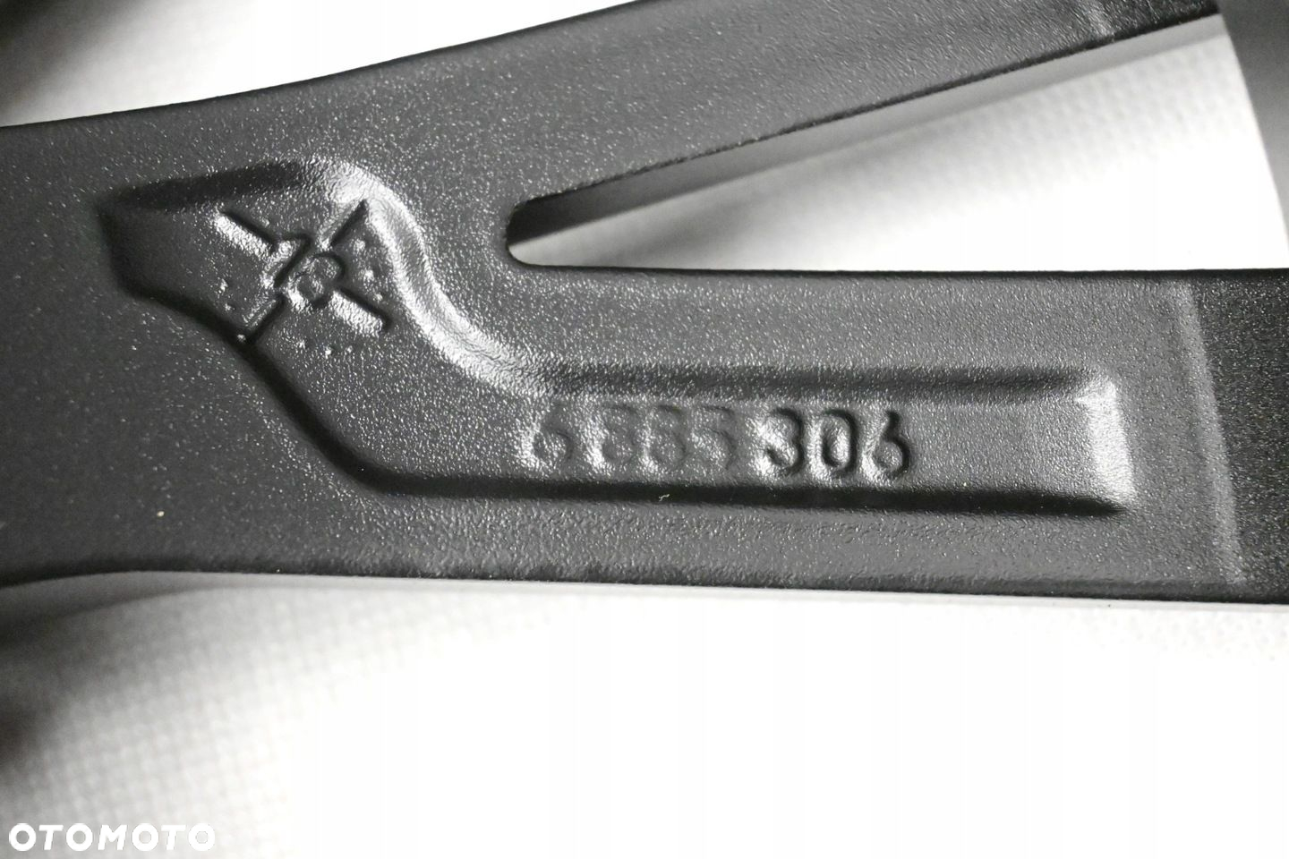 ,BMW 3 G20 G21 4 G22 G23 G26 2 G42 7,5x18 ET25 8,5x18 ET40 6885305 6885306 - 13