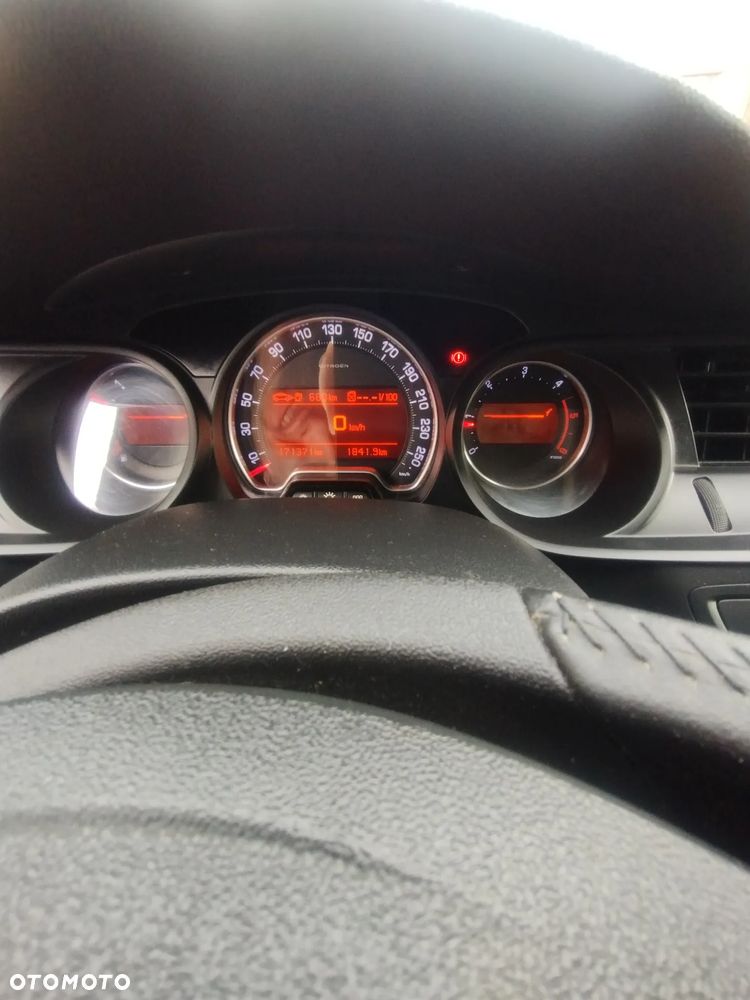 Citroën C5 HDi 110 FAP Confort - 12