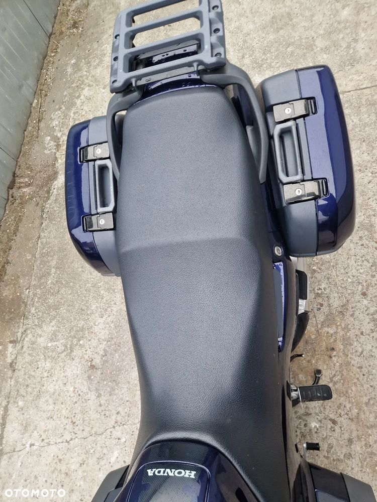 Honda ST - 26
