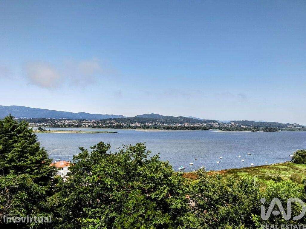 Moradia isolada T3 em Seixas de 194 m2 - Grande imagem: 2/40