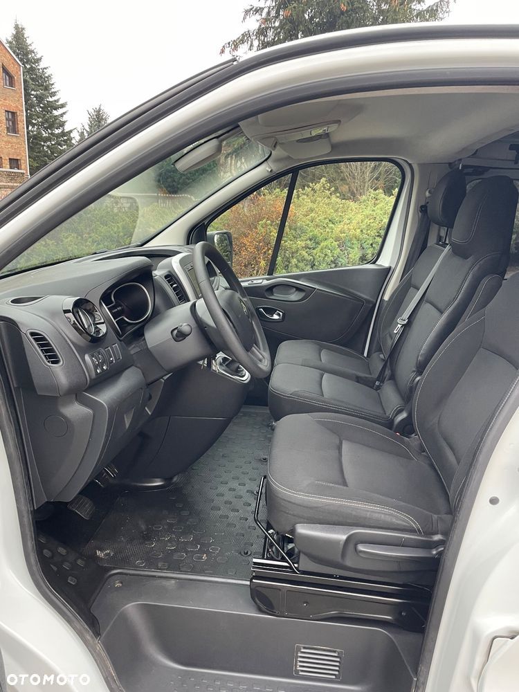 Renault Trafic - 28