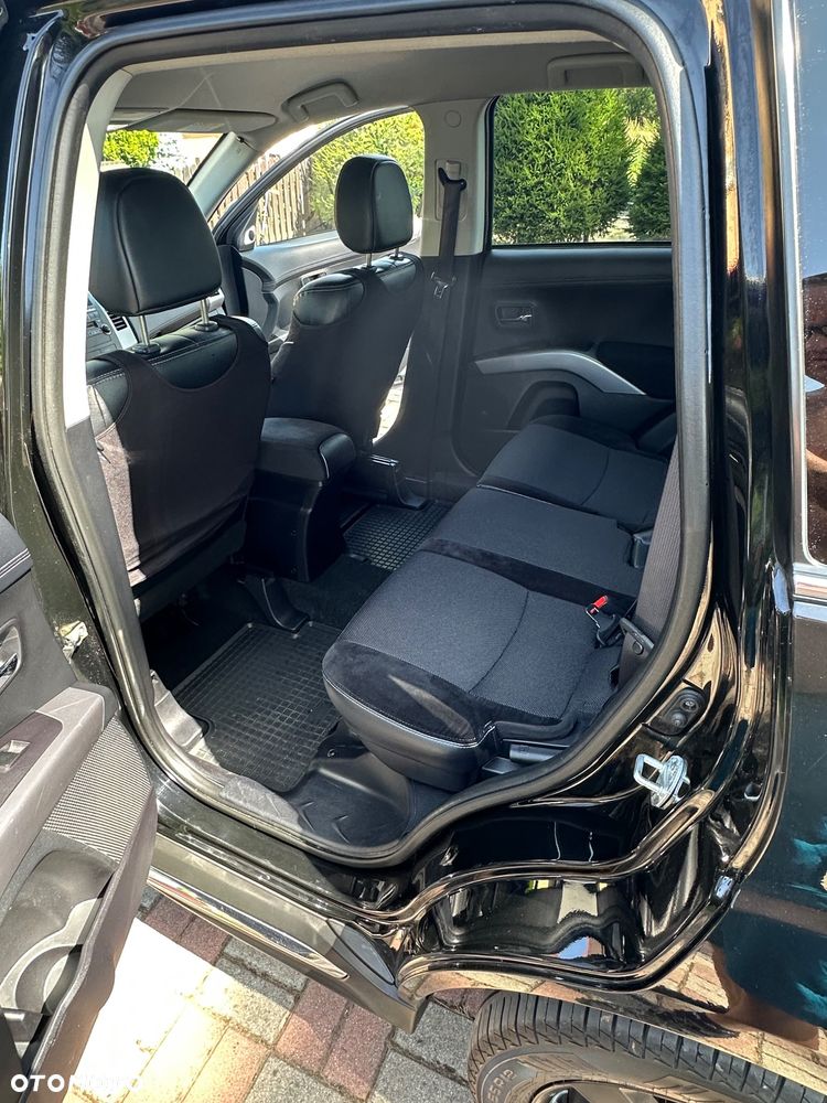 Mitsubishi Outlander 2.0 DID Intense + - 20