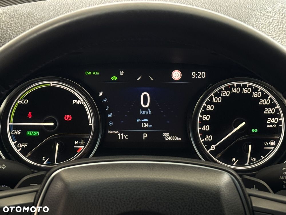 Toyota Camry - 16