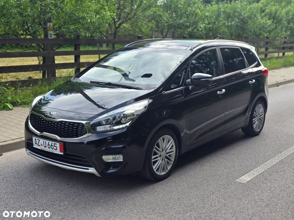 Kia Carens 1.7 CRDi L 7os - 10