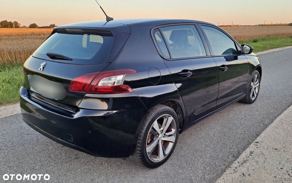 Peugeot 308 1.6 e-HDi Allure S&S - 4