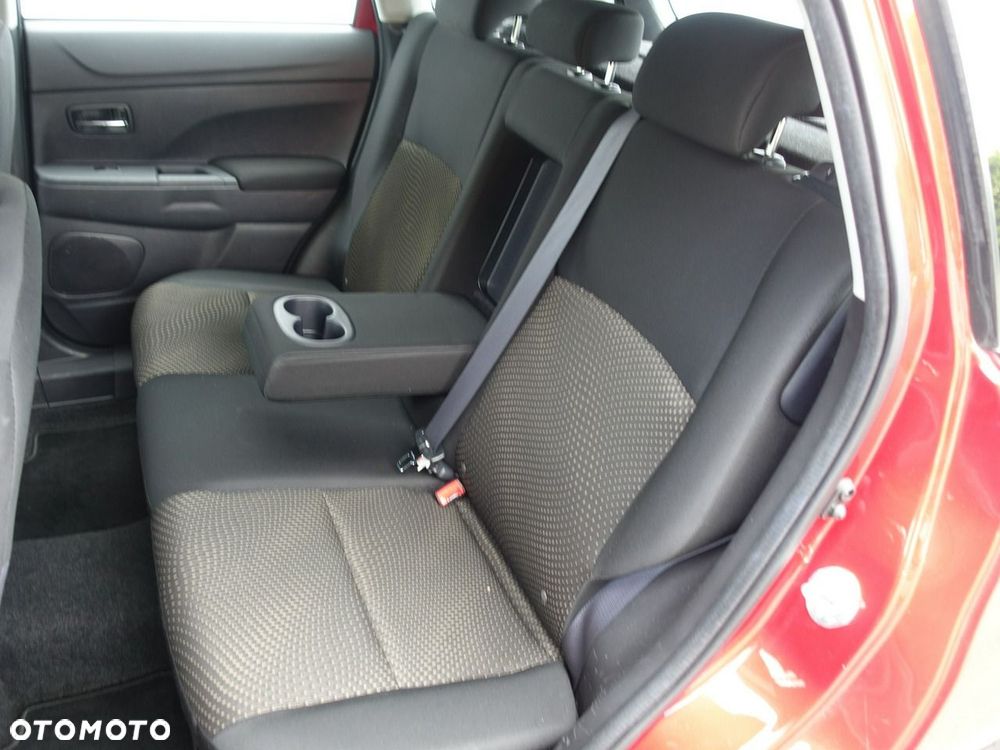 Mitsubishi ASX 1.6 2WD Intro Edition - 16