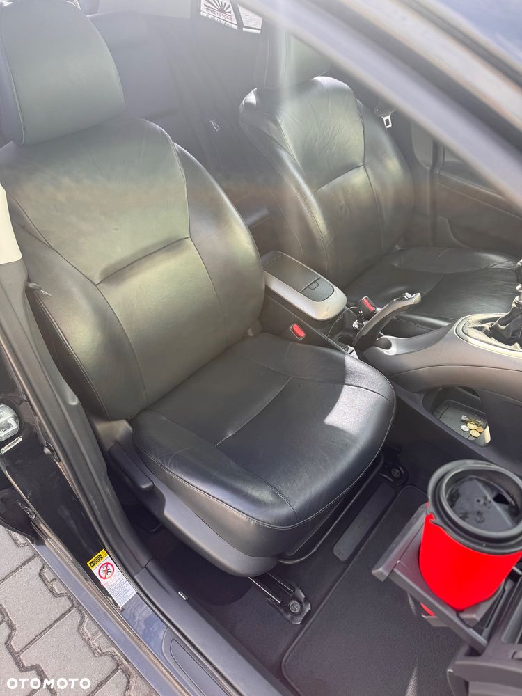 Toyota Auris 2.2 D-4D D-CAT - 8