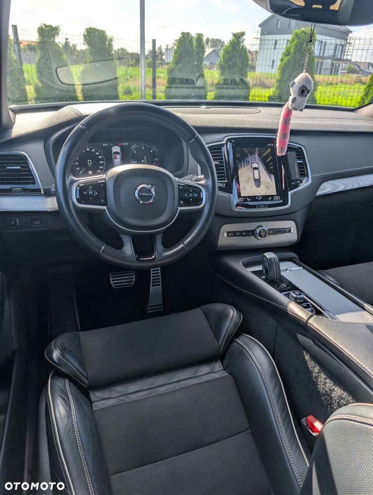 Volvo XC 90 D5 AWD R-Design 7os - 26