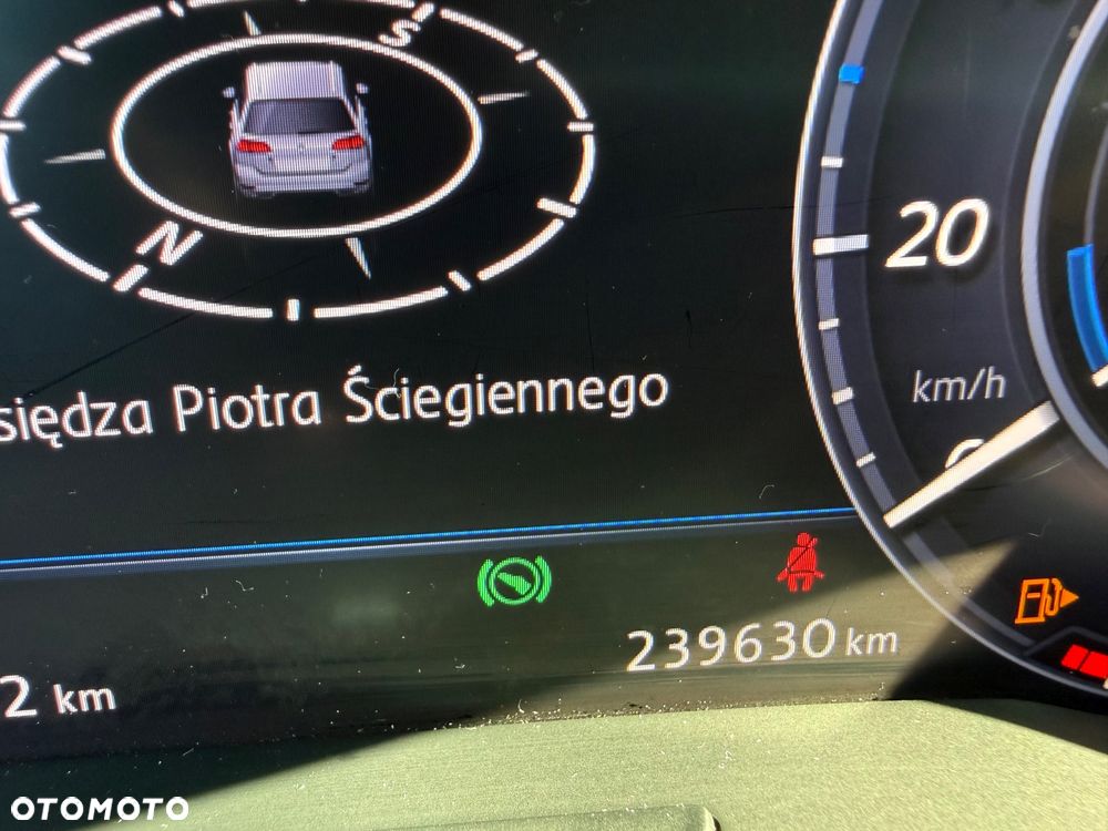 Volkswagen Golf 2.0 TDI BMT GTD DSG - 9