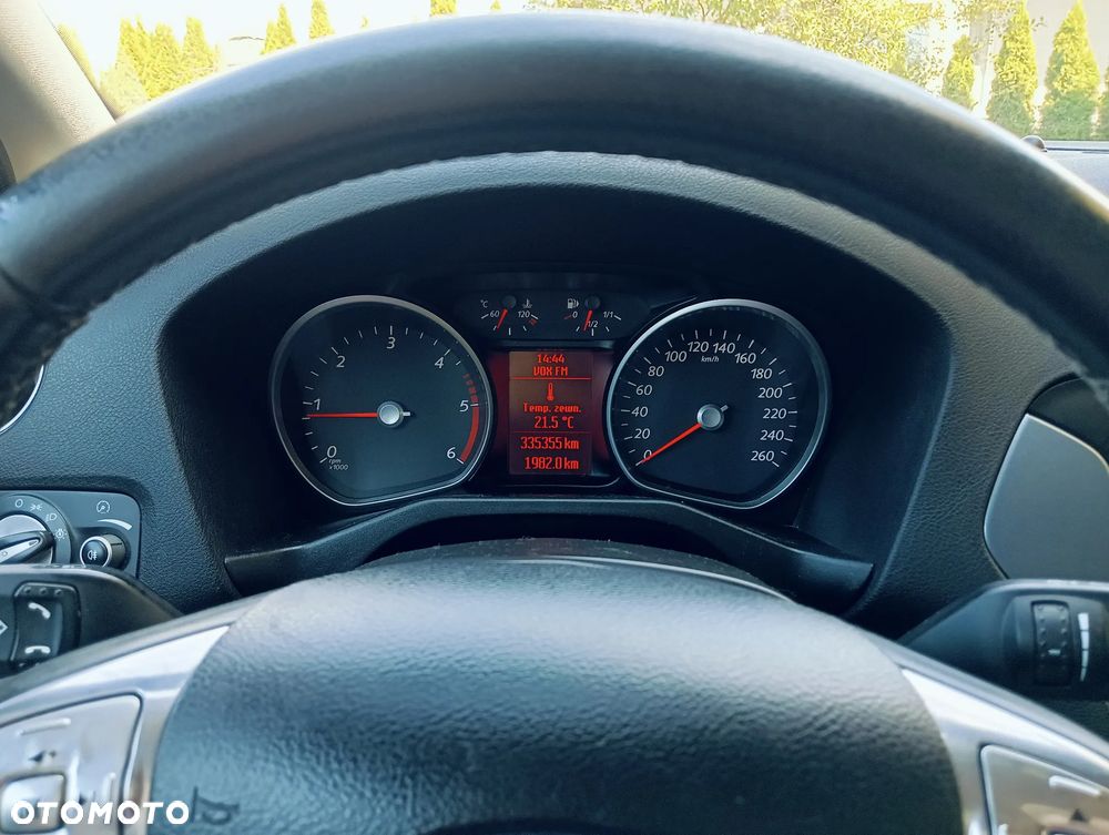 Ford Mondeo - 17