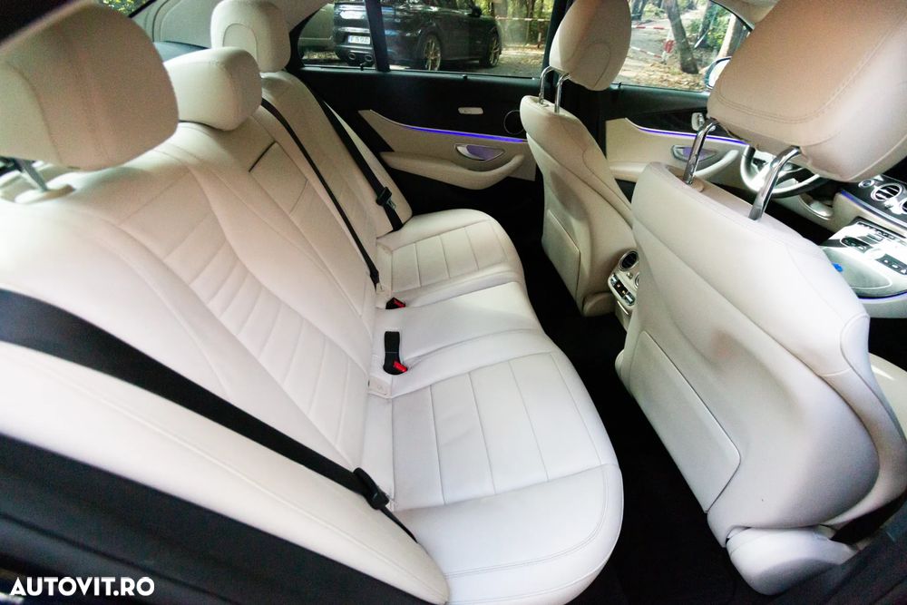 Mercedes-Benz E 220 d T-Modell 4MATIC Aut. - 16