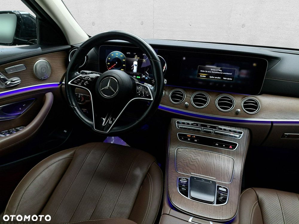 Mercedes-Benz Klasa E - 15