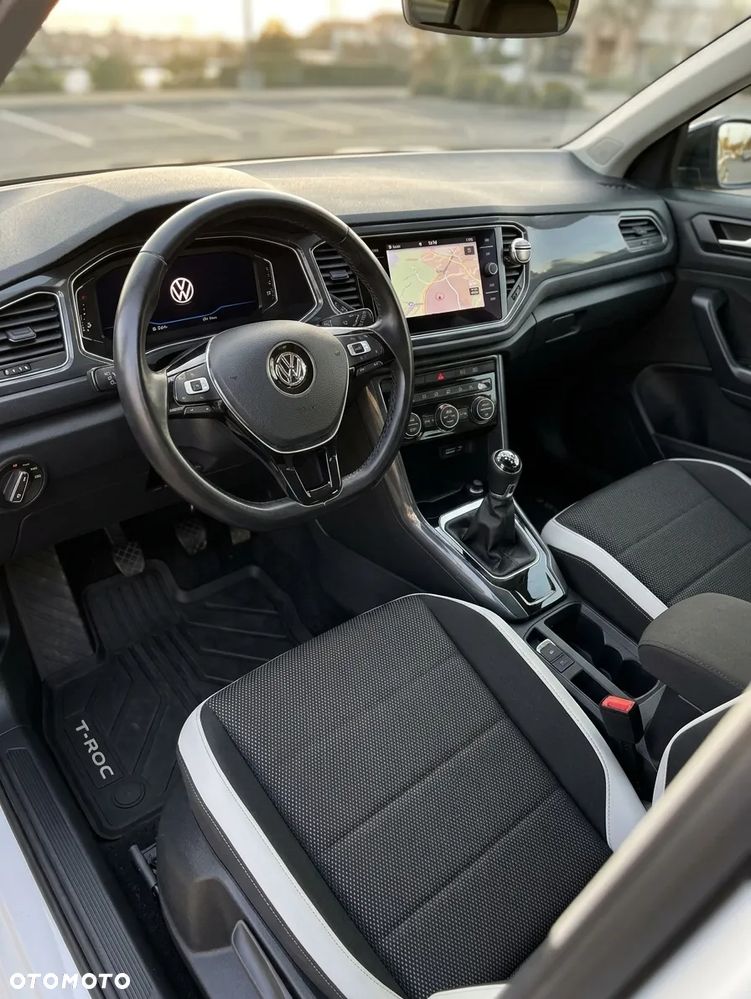 Volkswagen T-Roc - 6