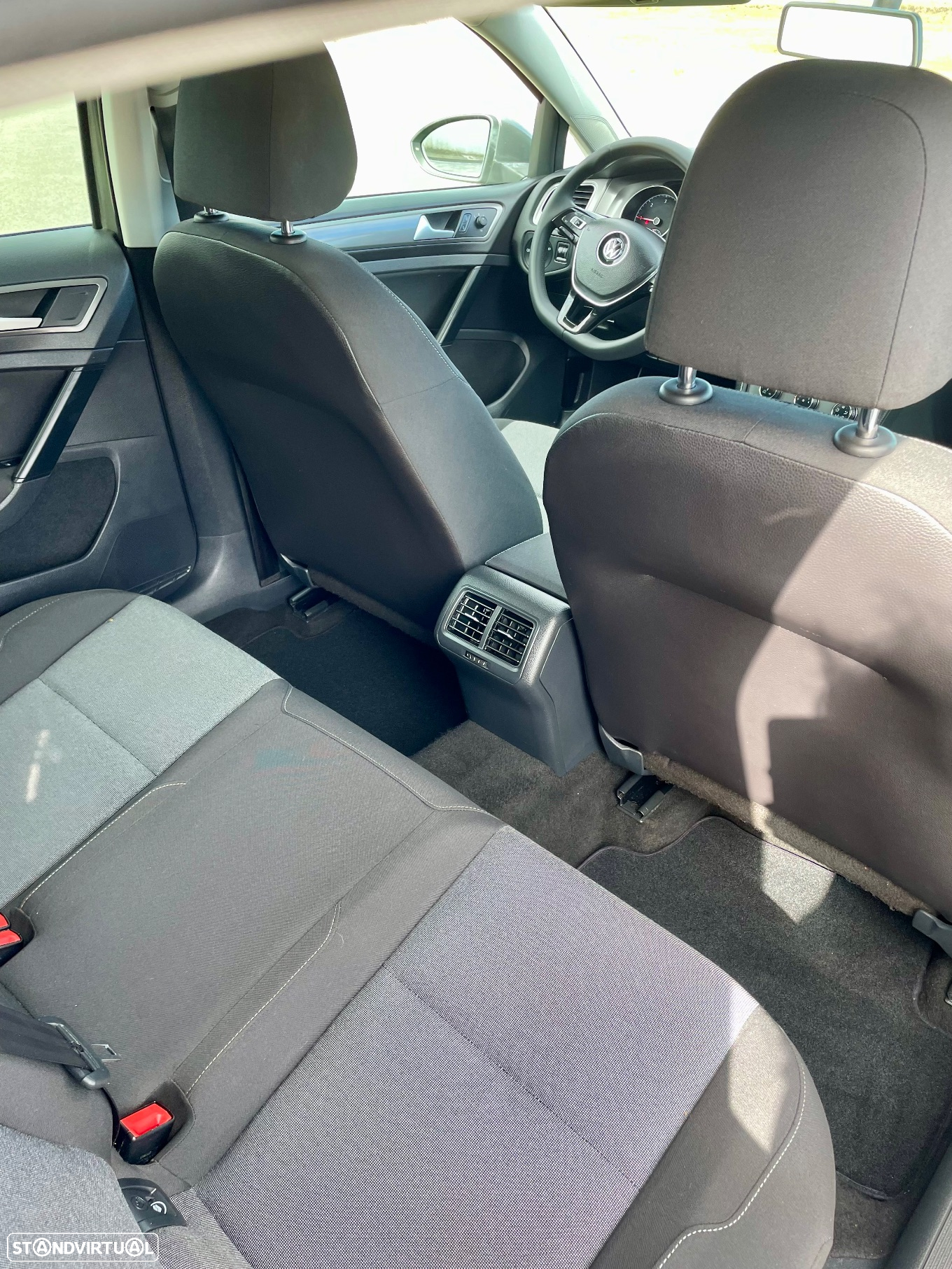 VW Golf 1.6 TDi Trendline - 39