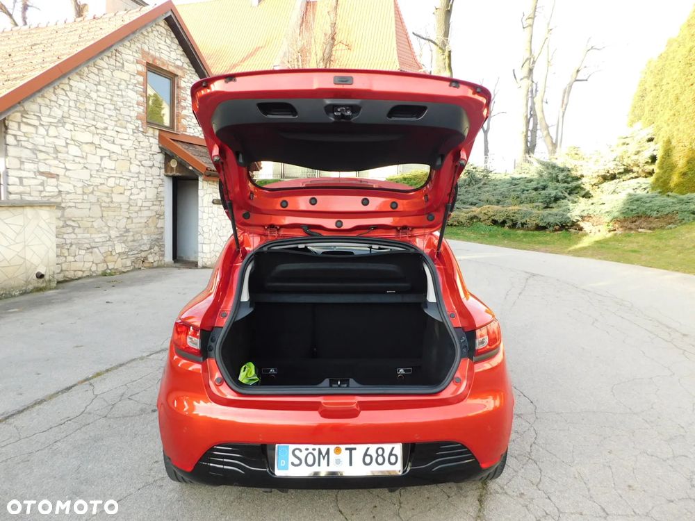 Renault Clio 1.2 16V 75 LIMITED - 22