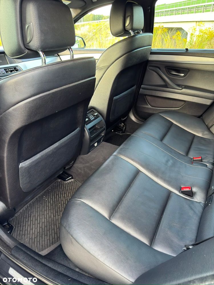 BMW Seria 5 - 12