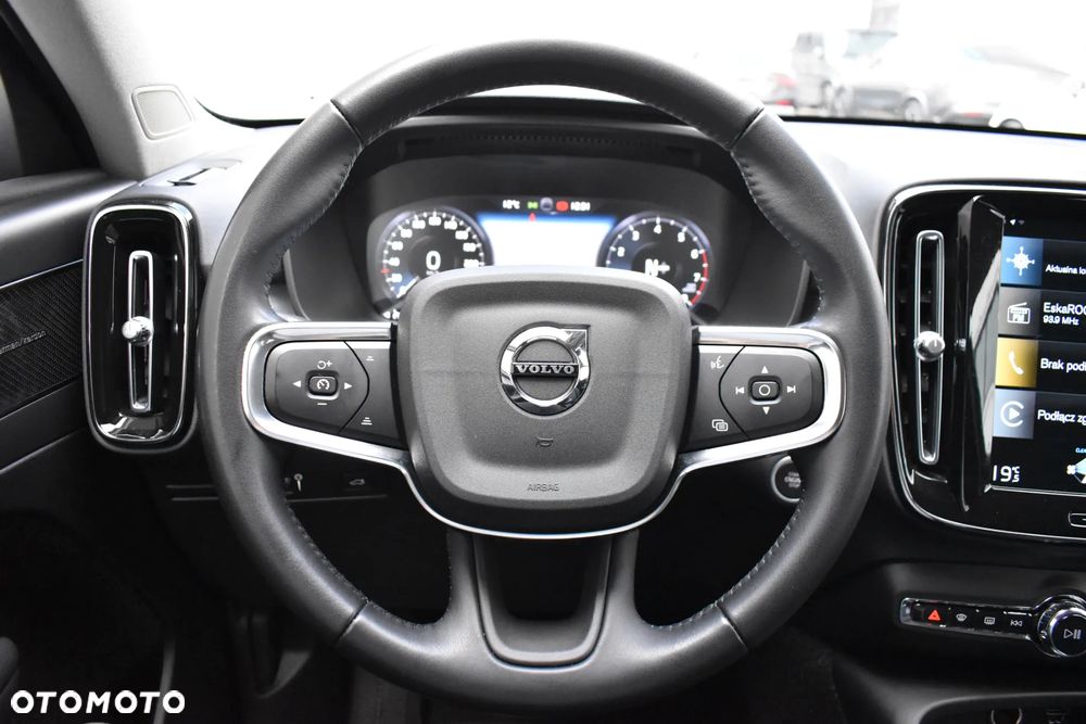 Volvo XC 40 T3 - 13