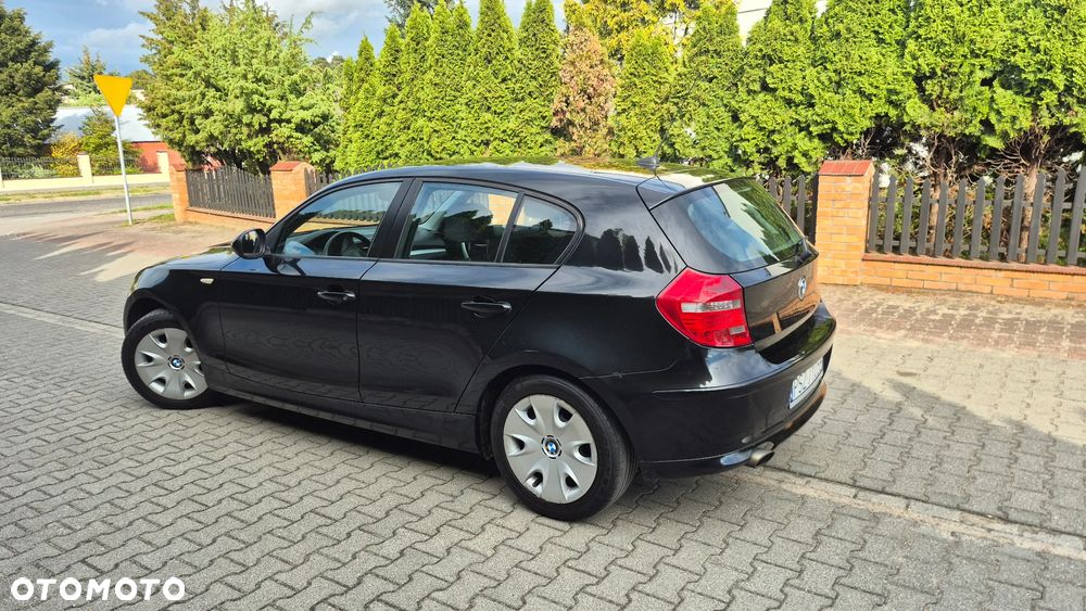 BMW Seria 1 - 12