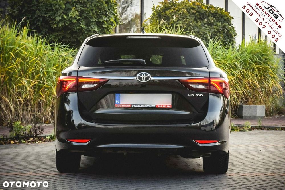 Toyota Avensis 2.0 D-4D Premium - 11