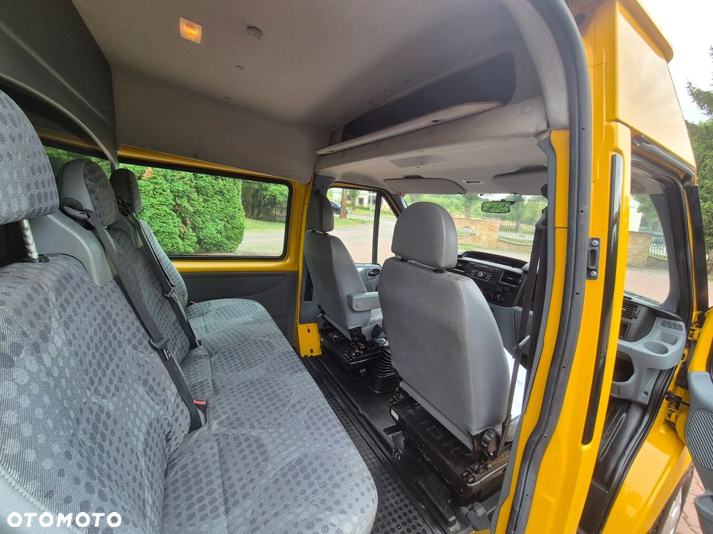 Ford Transit - 11
