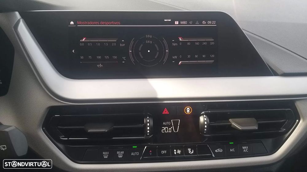 BMW 116 d Pack Essence - 28