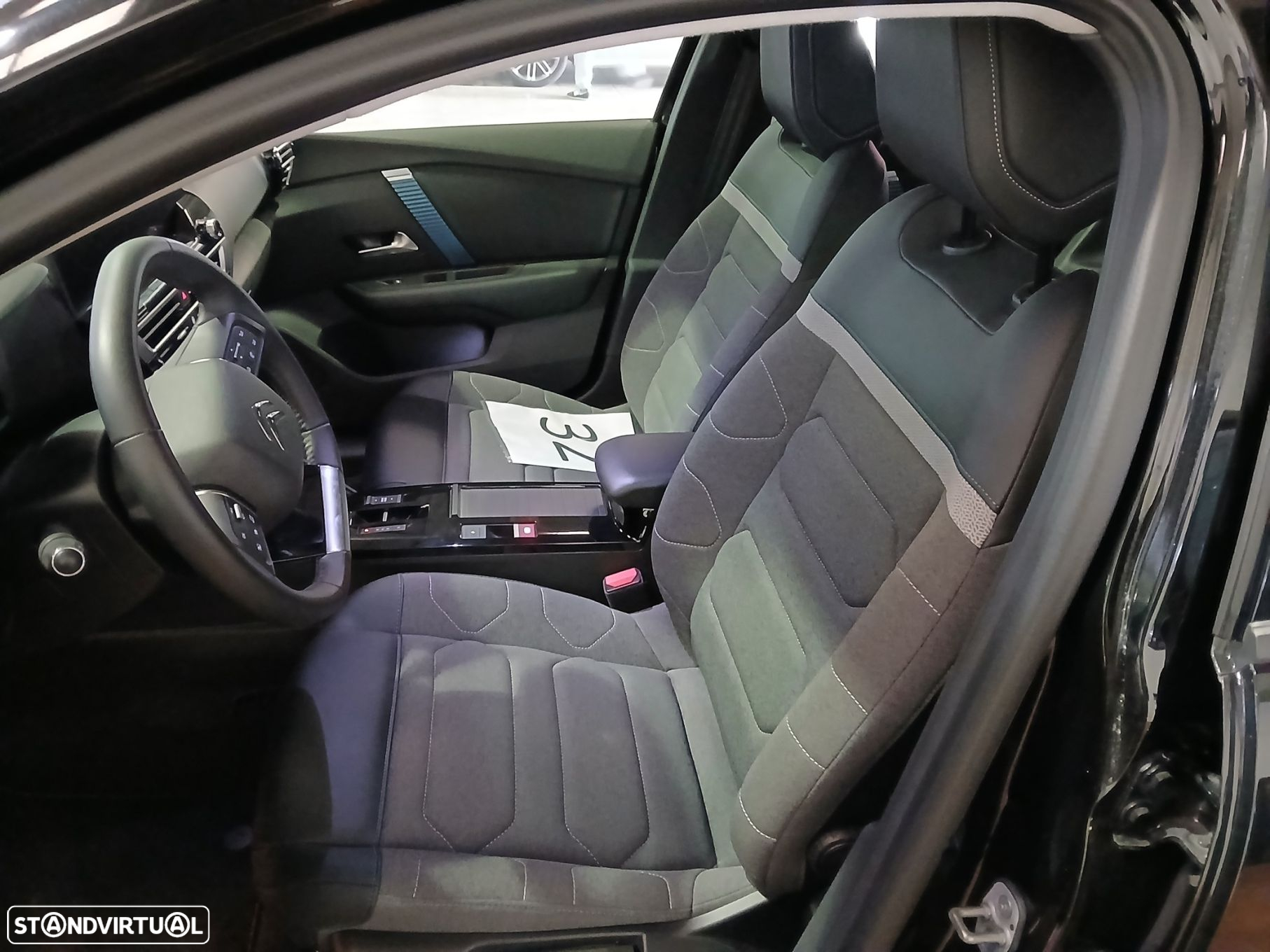 Citroën e-C4 50 kWh Shine - 2