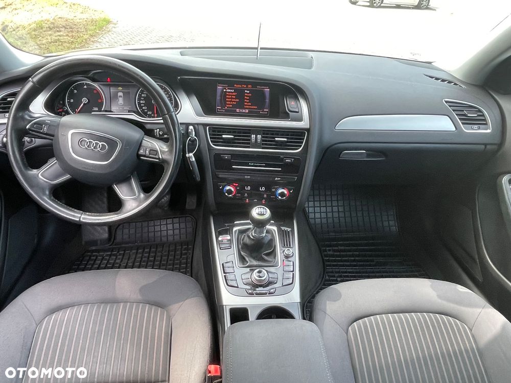 Audi A4 Avant 2.0 TDI DPF Attraction - 4