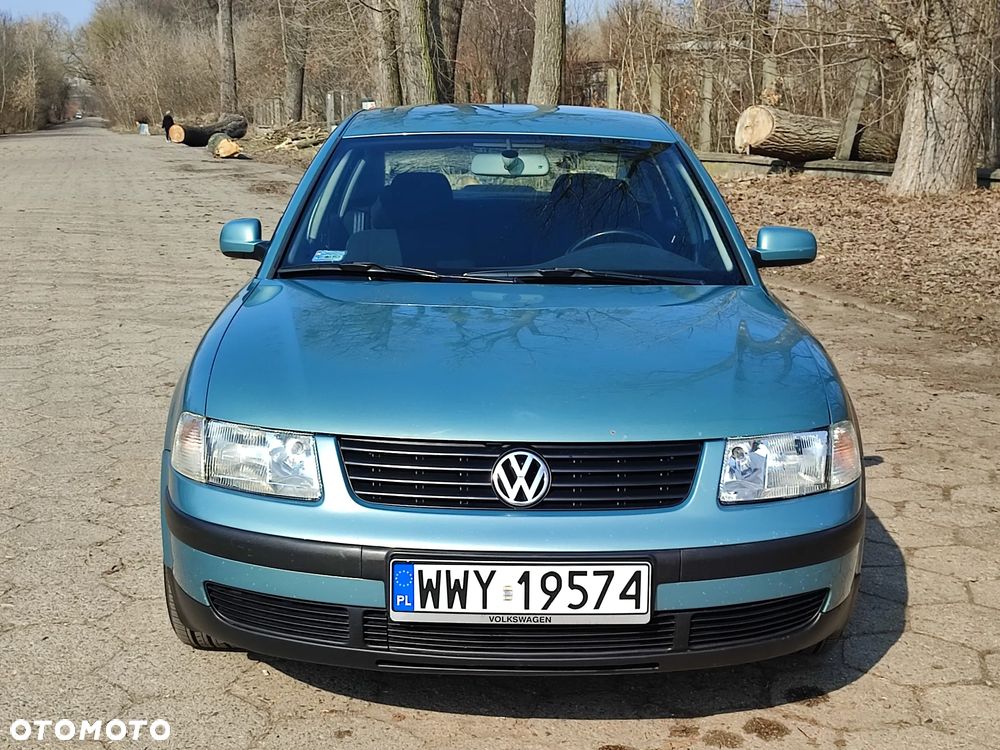 Volkswagen Passat - 28