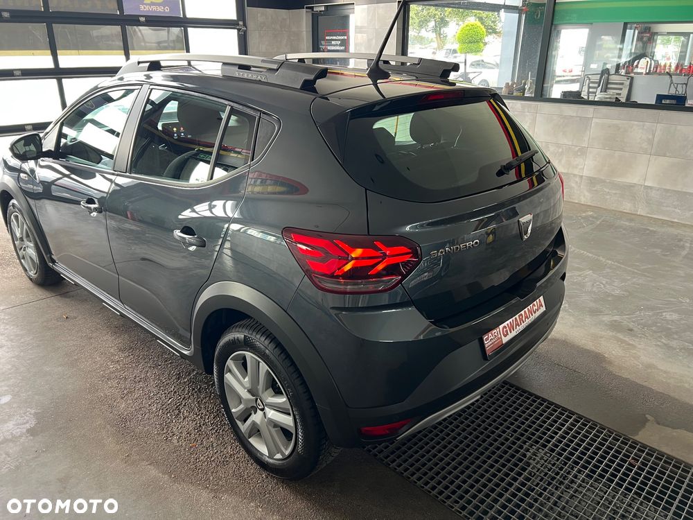 Dacia Sandero 1.0 TCe Laureate S&S - 8