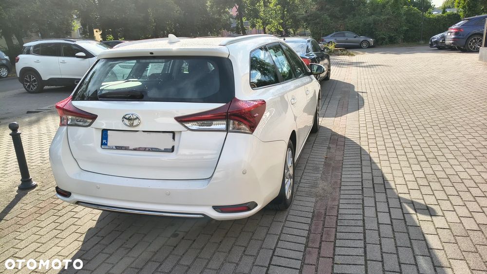 Toyota Auris - 6
