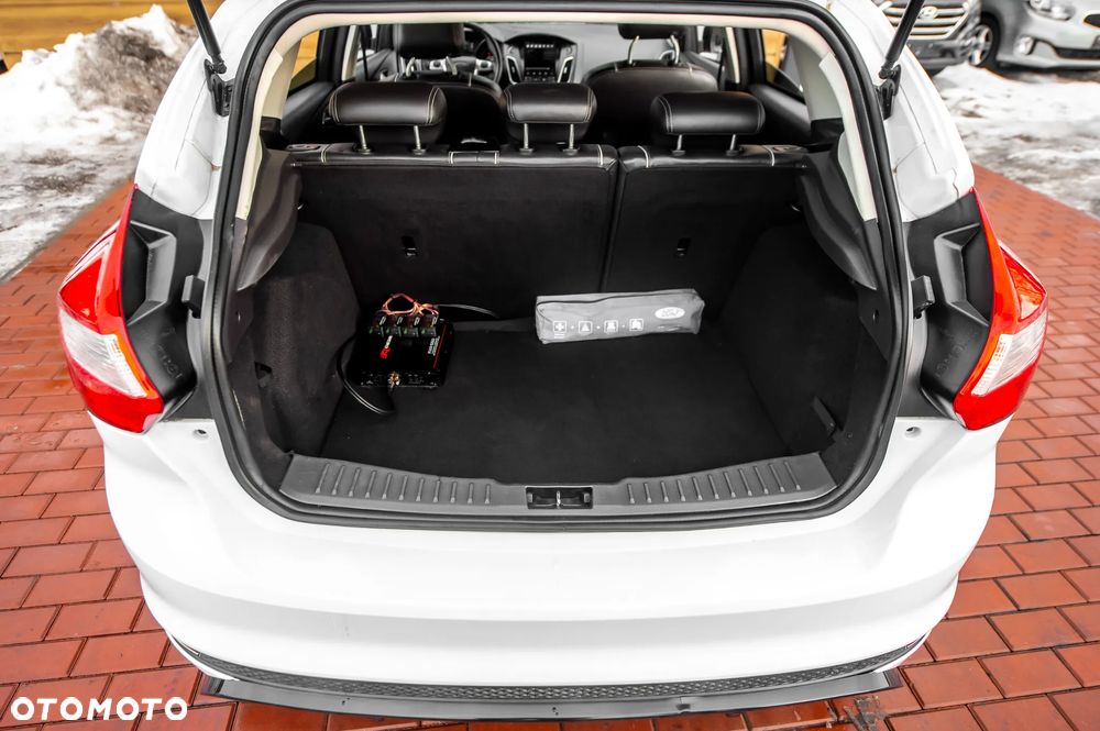 Ford Focus 1.6 EcoBoost Start-Stopp-System Champions Edition - 14