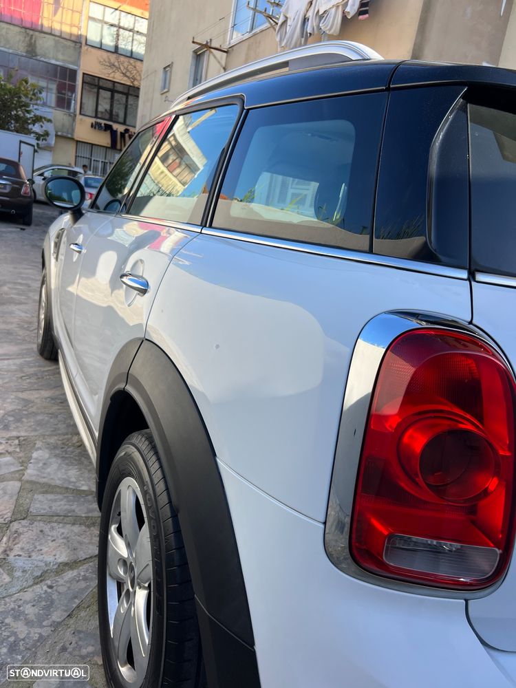 MINI Countryman One D - 17