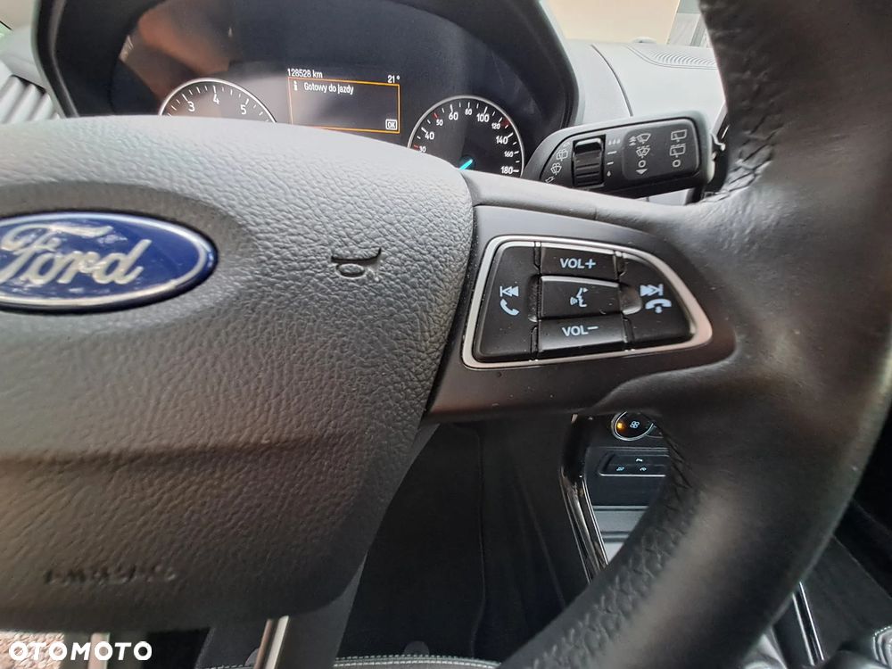 Ford EcoSport - 35