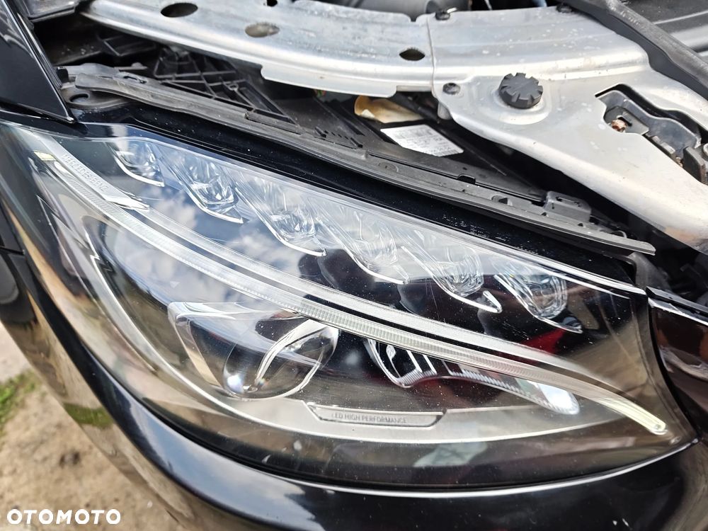 Mercedes-Benz Klasa C 180 (BlueTEC) d 7G-TRONIC Avantgarde - 33