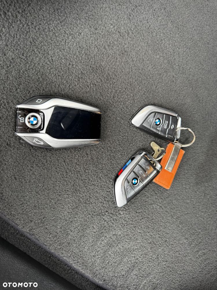 BMW Seria 7 730Ld sport - 30