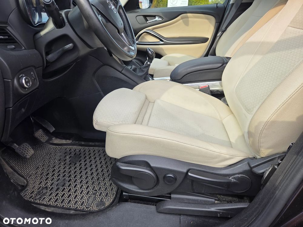 Opel Zafira 1.6 T SIDI Cosmo S&S EU6 - 9