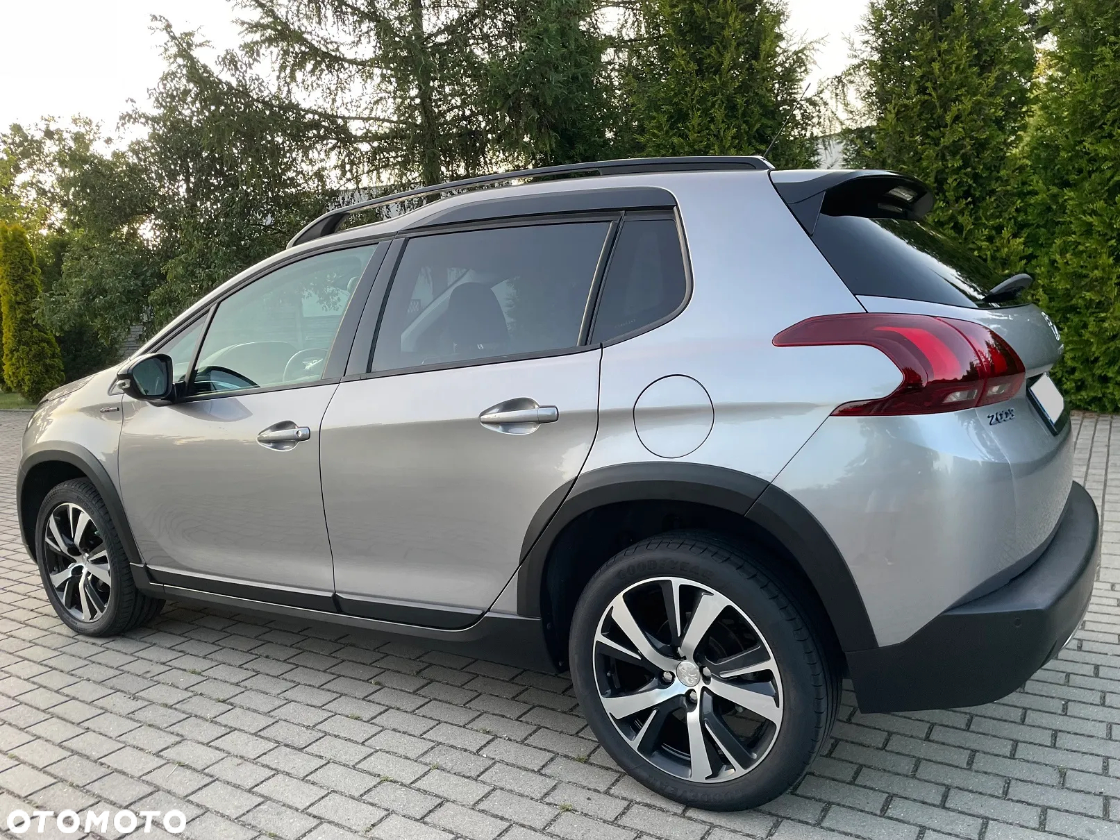 Peugeot 2008 - 15